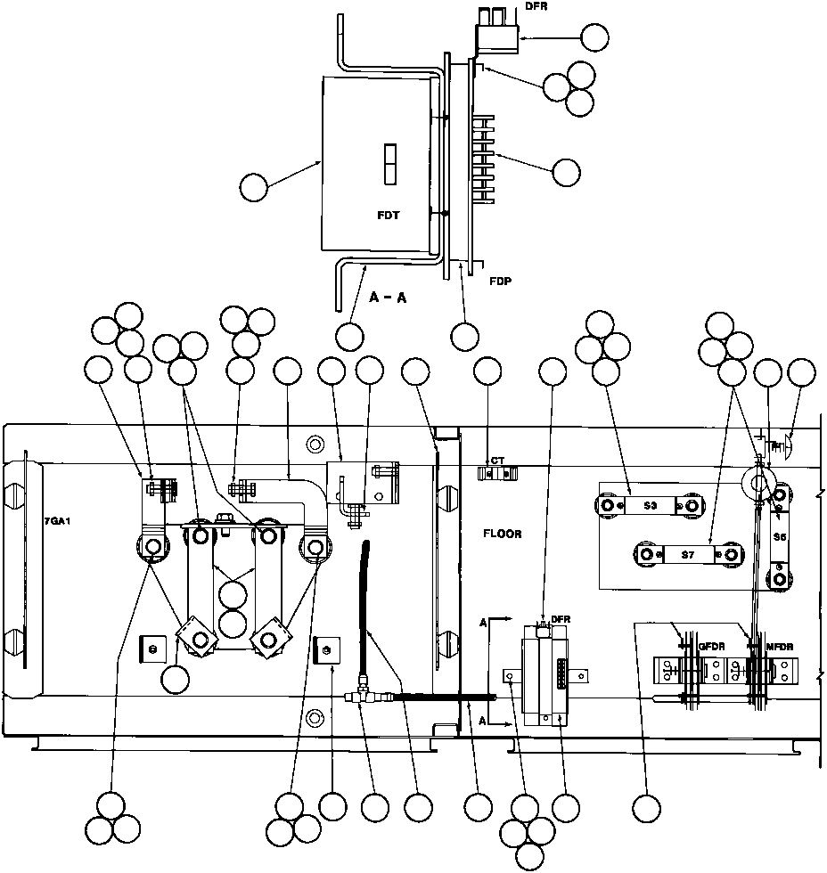 Dump Trucks Komatsu / AFE32-AC 830E                 FORDING SYNCRUDE(AFE32-AC) / CONTROL CABINET ASSM - 6(240 : 40330)