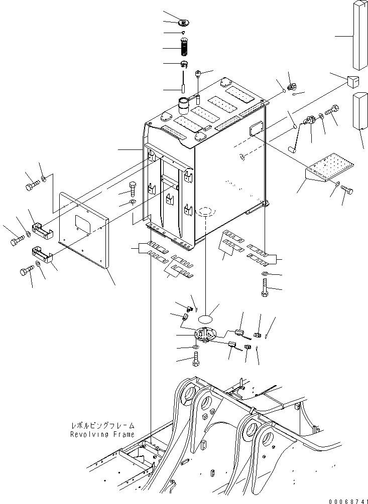 Excavators Komatsu / PC1250SP-8R S/N 35001-35200 (W/O EGR, +55C DEGREE)(pc12507c) / FUEL TANK(#35016-)(090020 : D0100-01A0A)